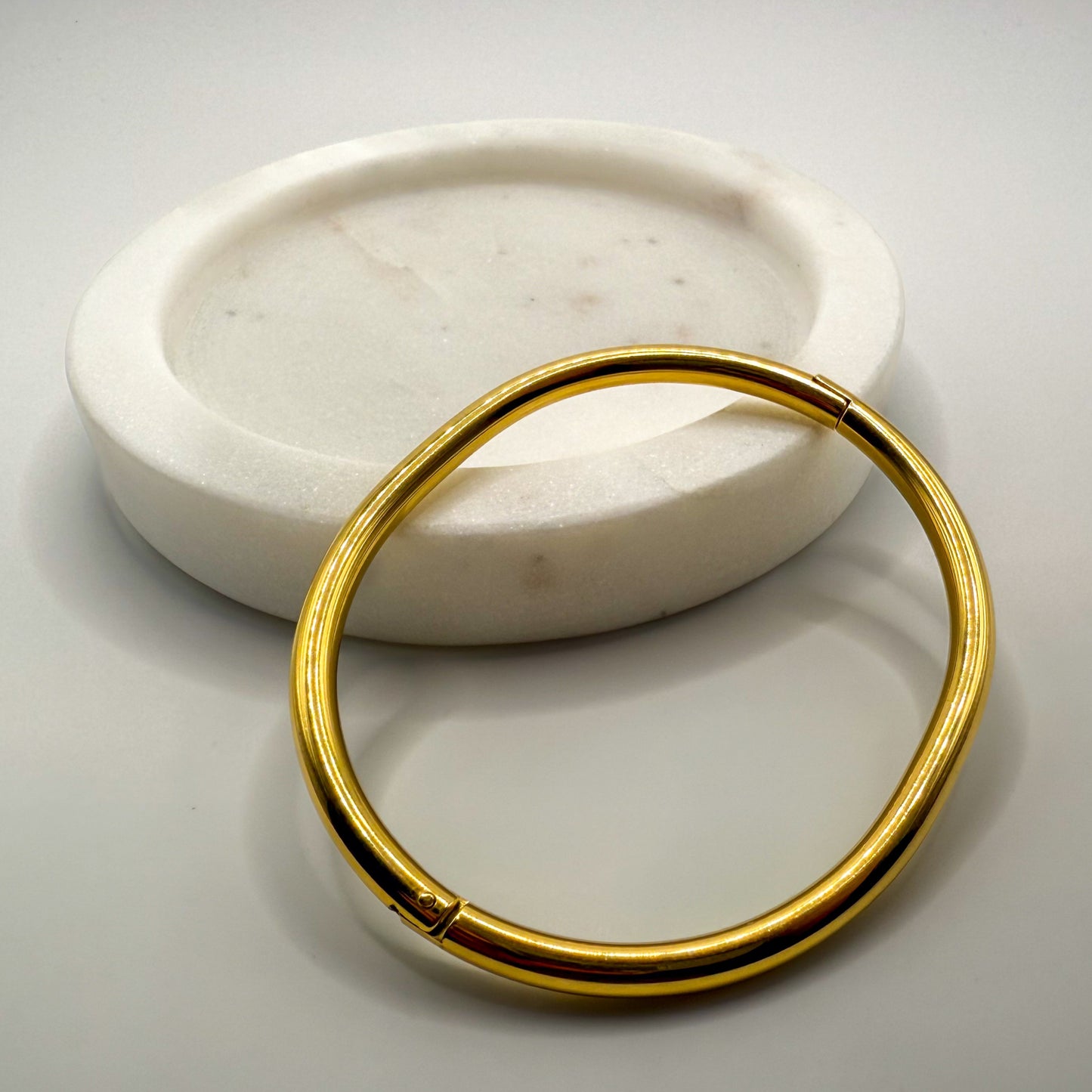 Gold Plated High Quality Affordable Bracelet, Front Side