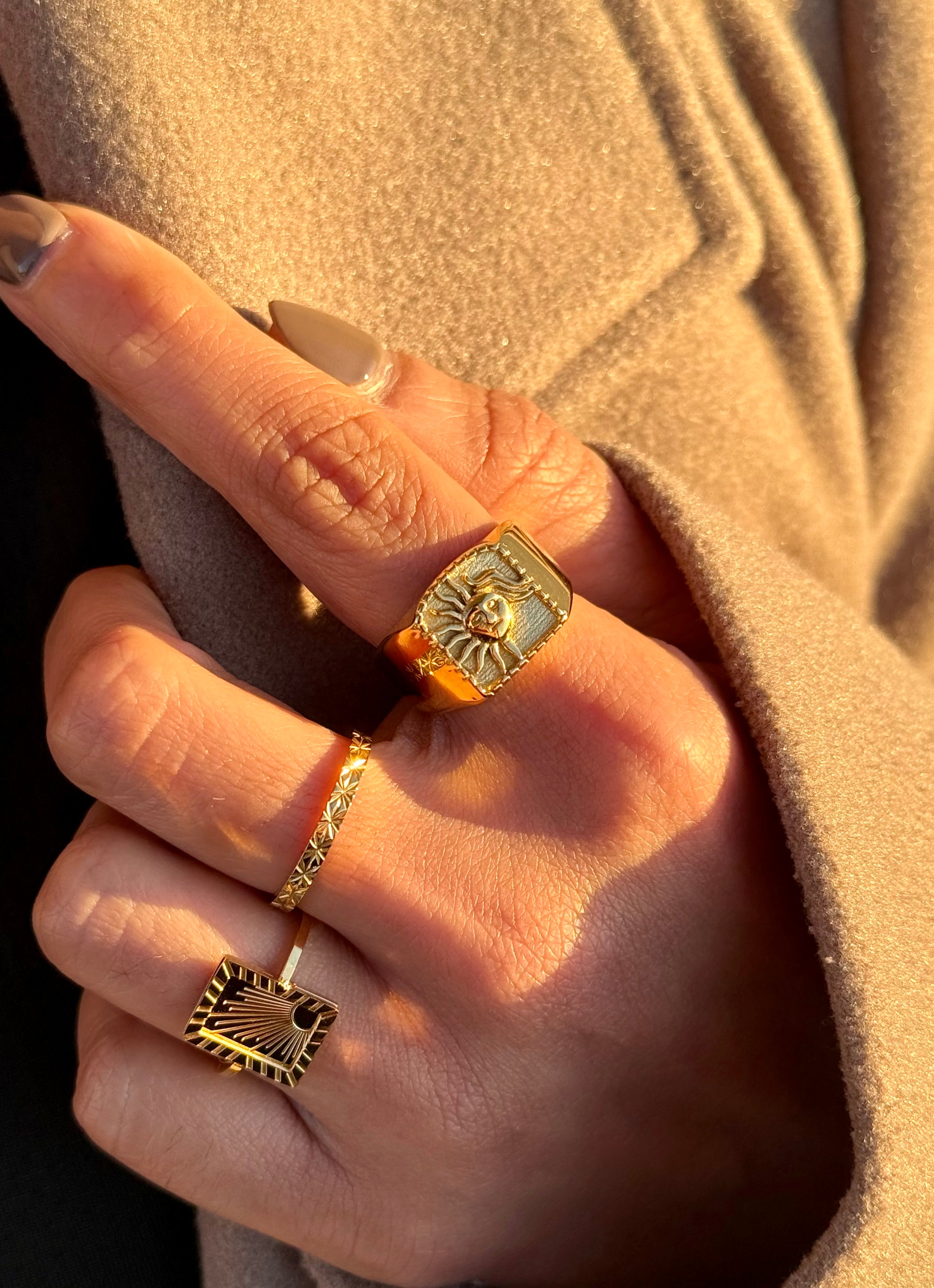 Helia Ring