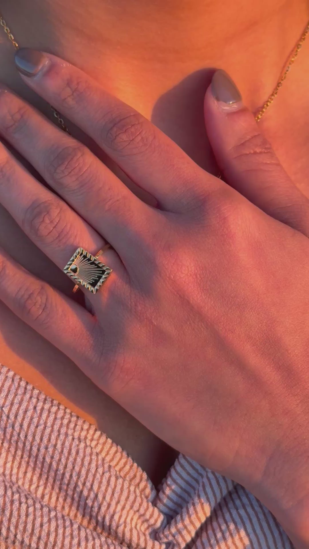 Helia Ring