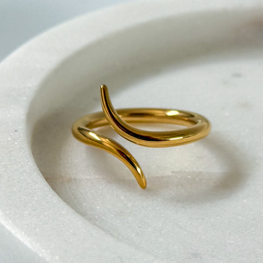 Gold Plated High Quality Affordable Ring, Front Side