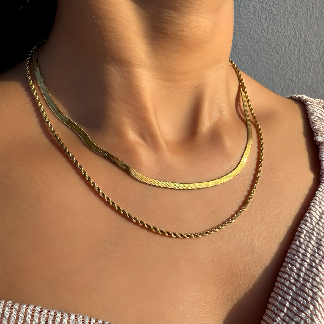Mia Necklace