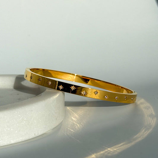 Gold Plated High Quality Affordable Bracelet, Front Side