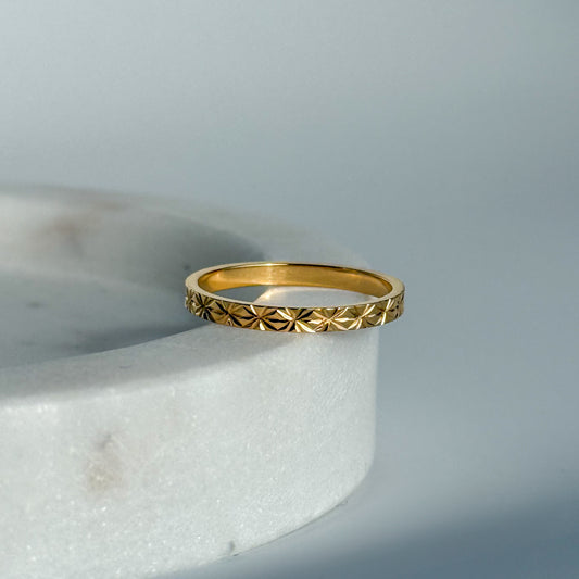 Gold Plated High Quality Affordable Ring, Front Side
