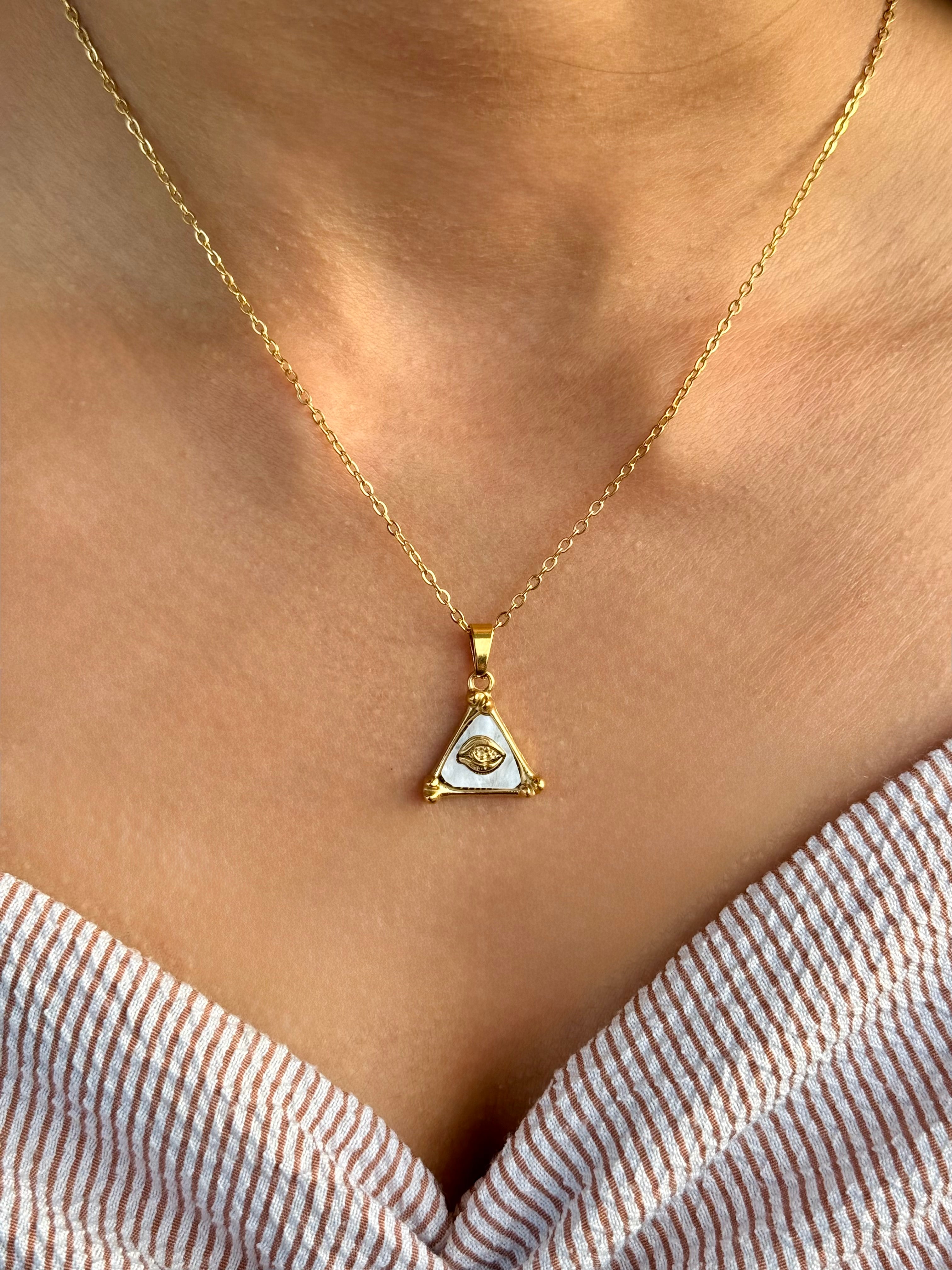 Auria Necklace